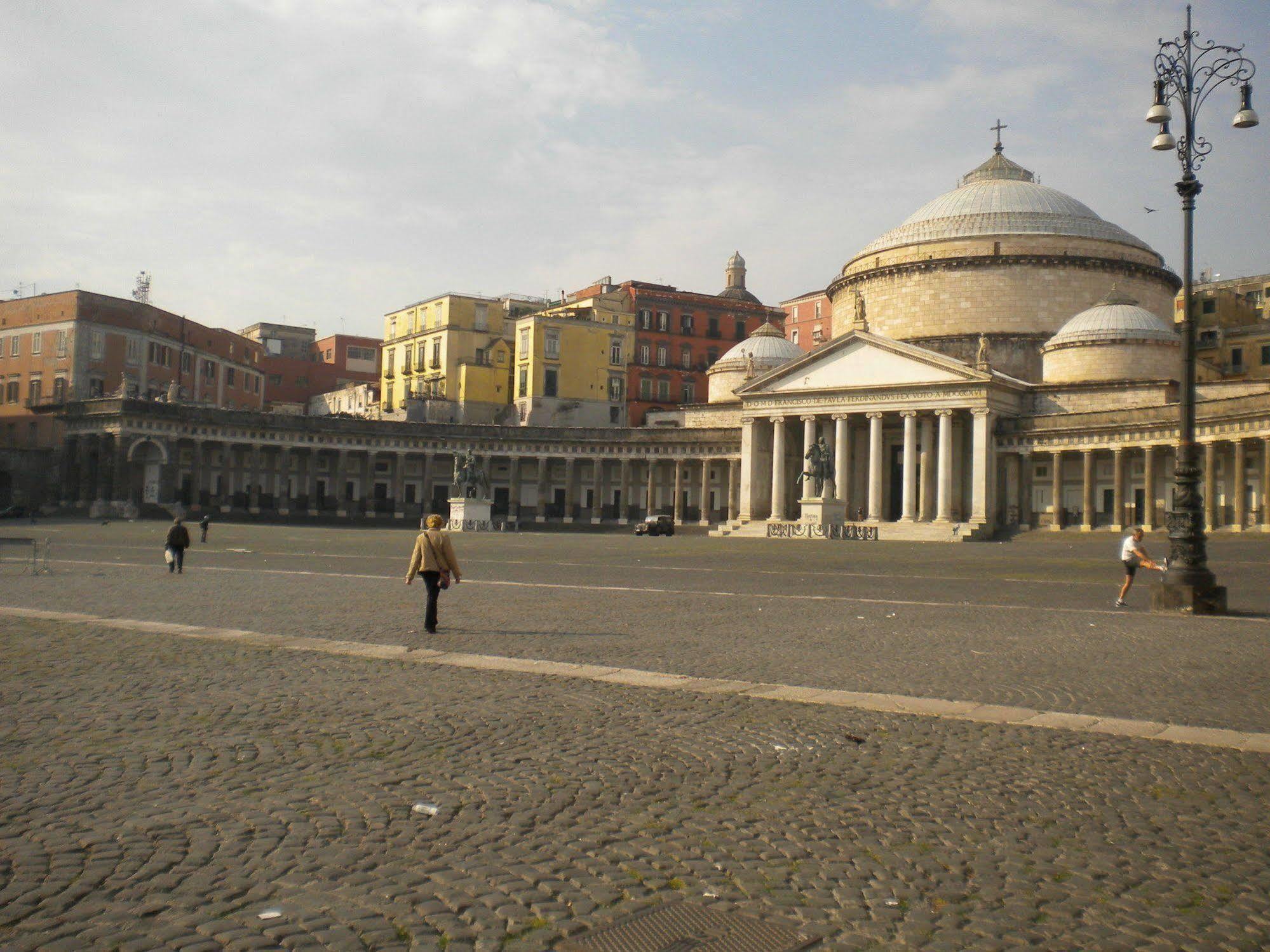 Bed & Breakfast Portanova Napoli Eksteriør billede
